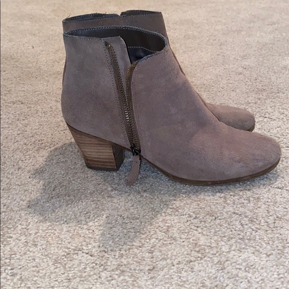 dolce vita sofia bootie
